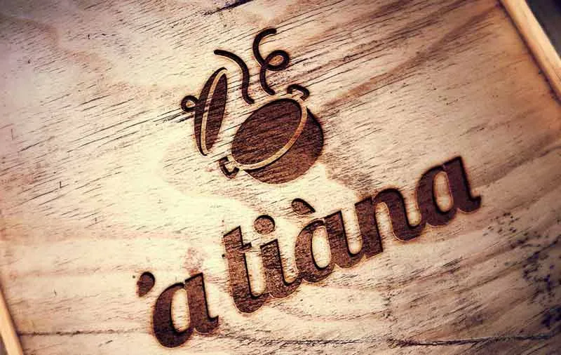 marchio-atiana-su-legno